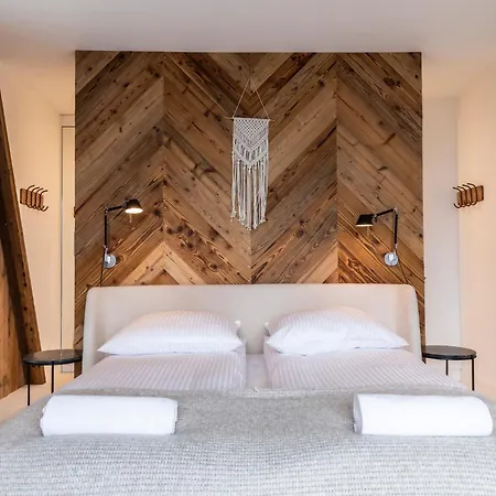 Udanypobyt Dom North & South Hotel 4*